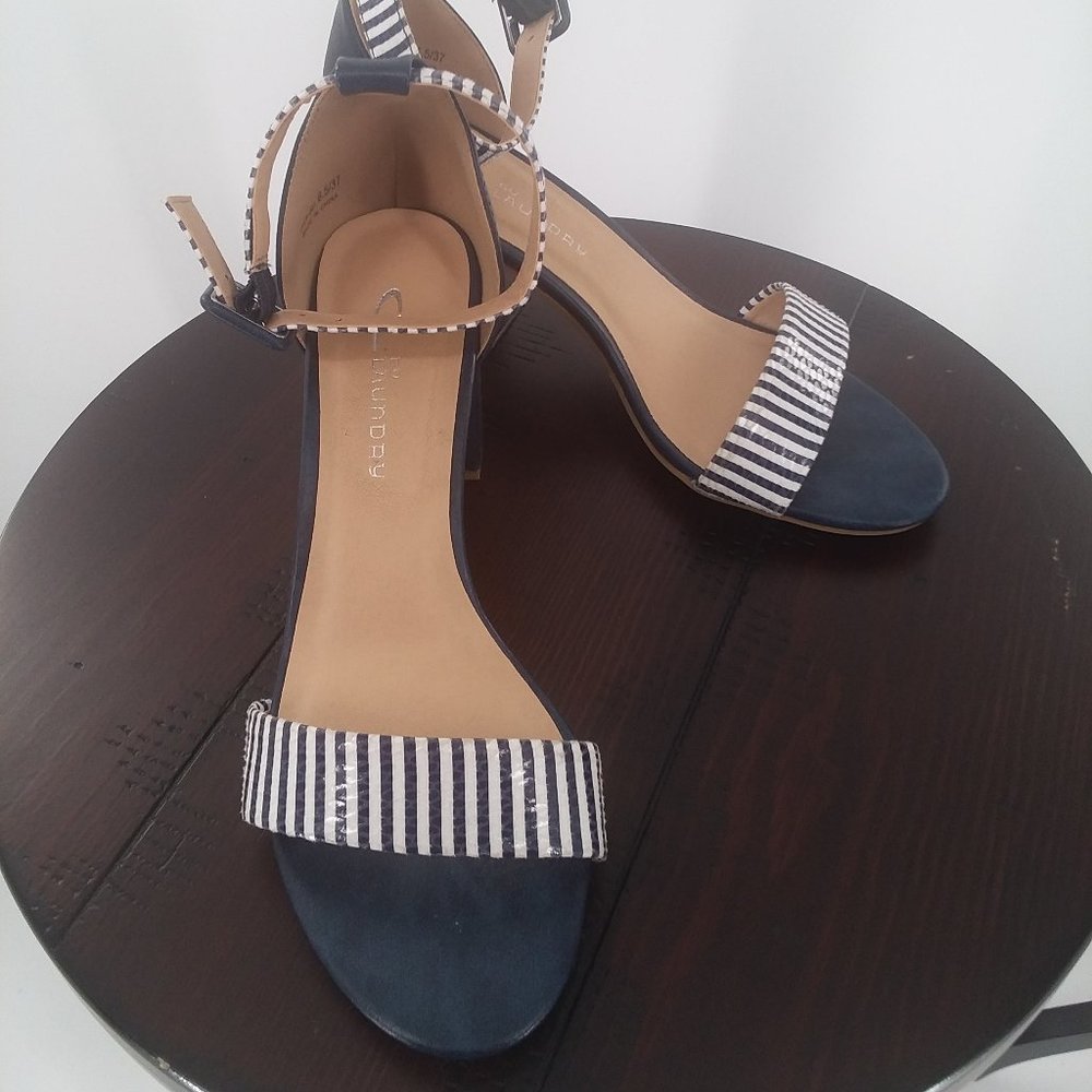 CL Laundry Navy & White Nautical Sandals Size 6.5 SALE 3/$30